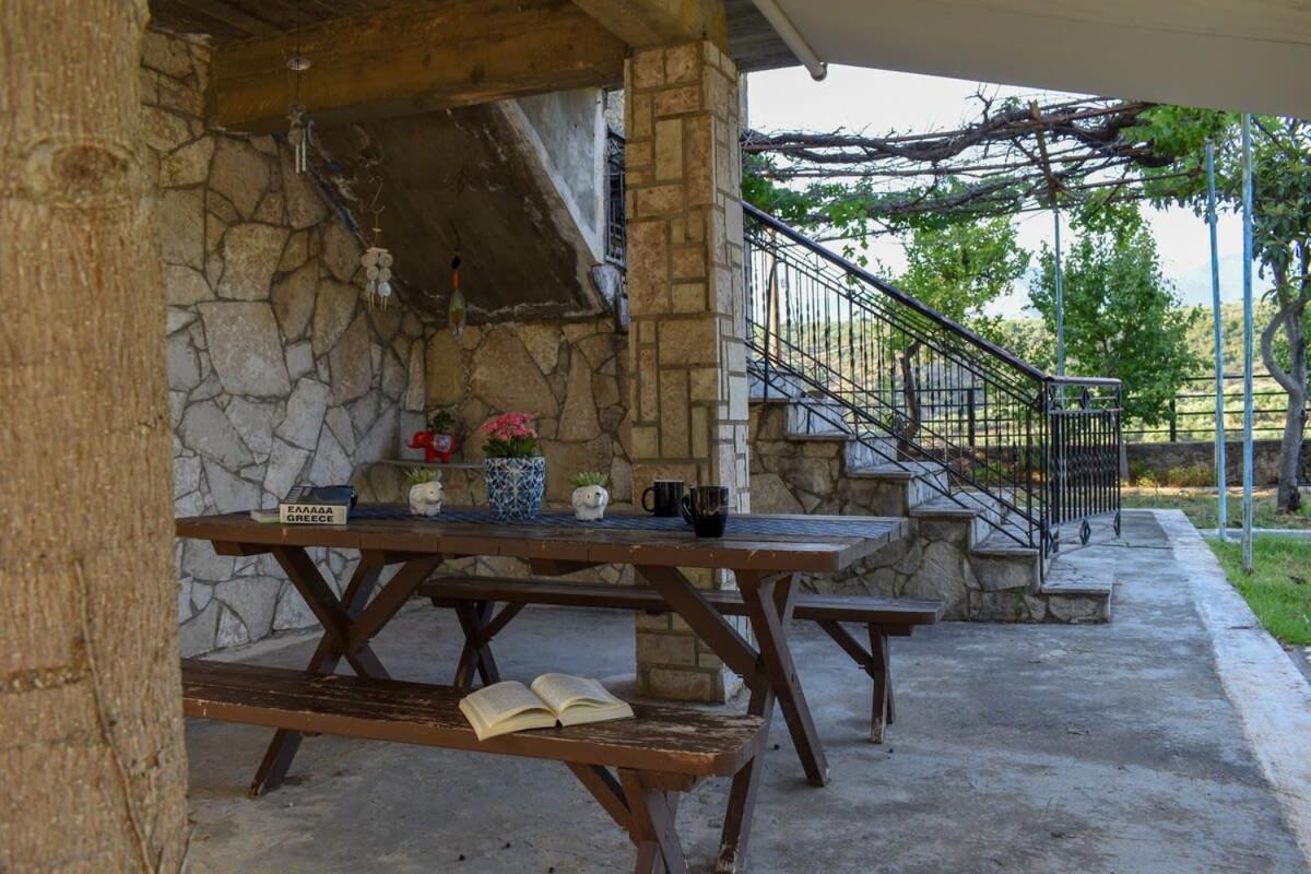 Coastal Stone Residence With Spectacular Scenery Kitriai Екстер'єр фото