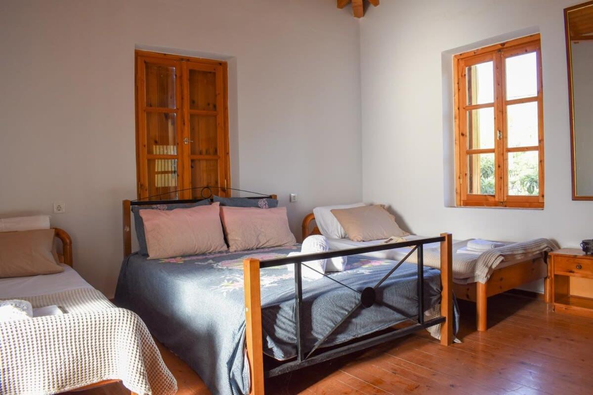 Coastal Stone Residence With Spectacular Scenery Kitriai Екстер'єр фото